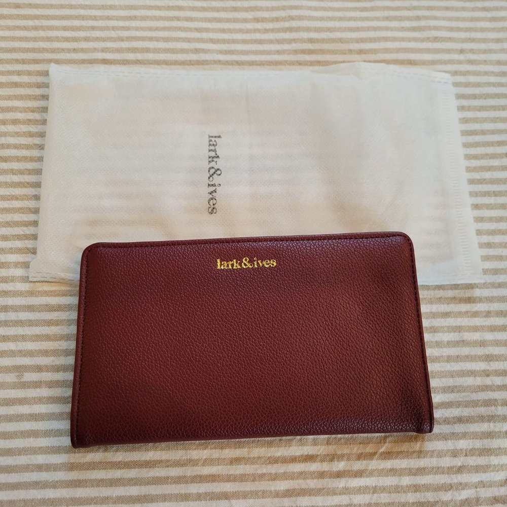 lark & ives wallet - burgundy - NEW
